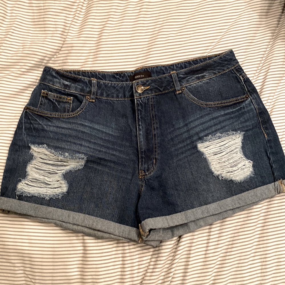 Forever 21 Jean Shorts Size 14